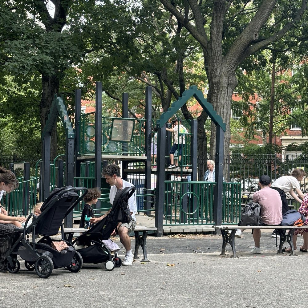 Washington Square Park - Parks Near Me - New York, New York Washington Square Park - Parks Near Me - New York, New York