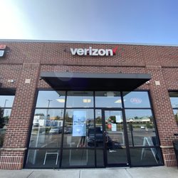 Verizon Authorized Retailer - TCC