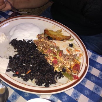 La Carreta - Combo number 3 steak and eggs but it's really shredded beef mixed in the egg. - Salvadoran Near Me - Thousand Oaks, California La Carreta - Combo number 3 steak and eggs but it's really shredded beef mixed in the egg. - Salvadoran Near Me - Thousand Oaks, California