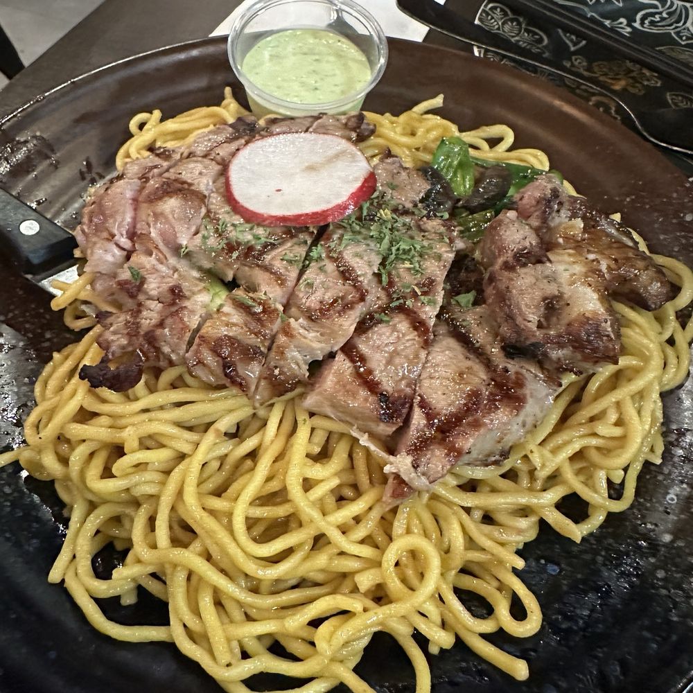 OMELI Kitchen - Shaken Beef Garlic Noodles - Vietnamese Near Me - Fullerton, California OMELI Kitchen - Shaken Beef Garlic Noodles - Vietnamese Near Me - Fullerton, California