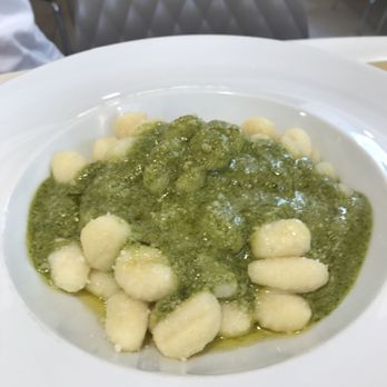 Pasta e Pesto - Pesto Gnocchi - Italian Near Me - Lugano, TI Pasta e Pesto - Pesto Gnocchi - Italian Near Me - Lugano, TI