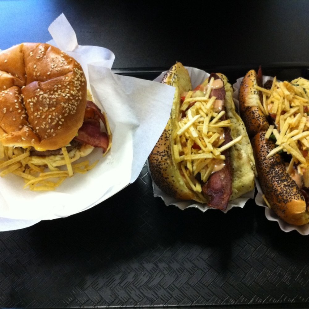 PINCHO - Pincho Burger and Pinco dogs - Burgers Near Me - Miami, Florida PINCHO - Pincho Burger and Pinco dogs - Burgers Near Me - Miami, Florida