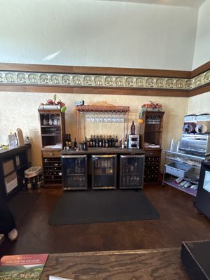 San Pasqual Winery Tasting Room & Gallery by null