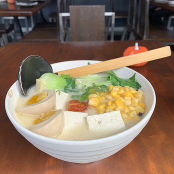 Sun and Moon - Niwa Ramen - Thai Near Me - San Francisco, California Sun and Moon - Niwa Ramen - Thai Near Me - San Francisco, California