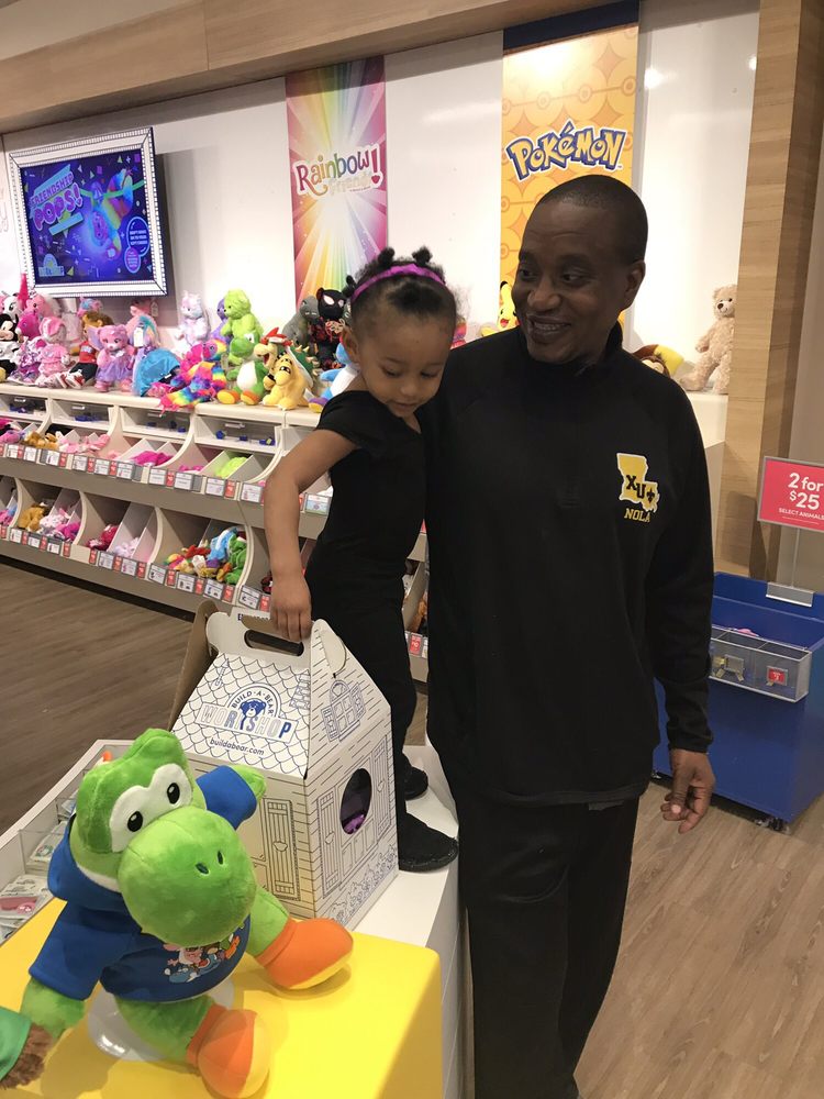 BUILDABEAR 28 Photos & 15 Reviews 3301 Veterans Memorial