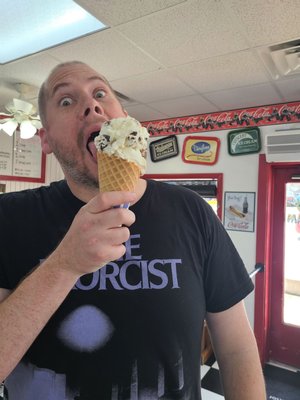 Mr B's Ice Cream Parlor by null