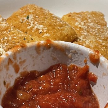 Olive Garden Italian Restaurant - Fried Mozzarella - Italian Near Me - El Paso, Texas Olive Garden Italian Restaurant - Fried Mozzarella - Italian Near Me - El Paso, Texas