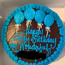 Publix Super Market - 8" Round Cake (Deliciousness)