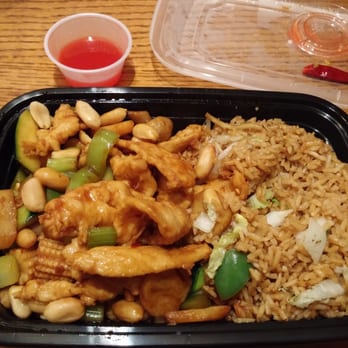 Beijing Restaurant - Kung Pao Chicken combo and some Crab Rangoon - Chinese Near Me - Chandler, Arizona
