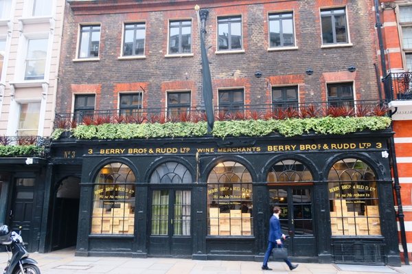 Berry Bros. & Rudd Spirits Shop by null
