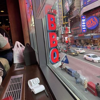 Dallas BBQ - Window seat - Barbeque Near Me - New York, New York Dallas BBQ - Window seat - Barbeque Near Me - New York, New York
