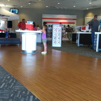 Verizon - Mobile Phones Near Me - Rincon, Georgia