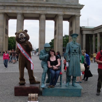 Brandenburger Tor - Landmarks & Historical Buildings Near Me - Berlin, BE