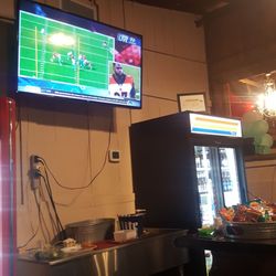 Old Helotes Inn - Watching the Cheifs game tonight