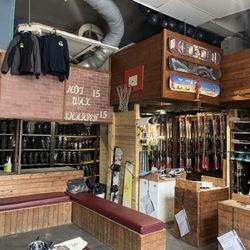McGrath's Ski and Snowboard Rentals - Workshop