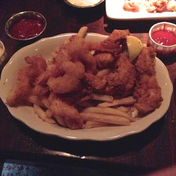 Pappadeaux Seafood Kitchen - Small Shrimp & Cajun Chicken platter. - Seafood Near Me - Phoenix, Arizona