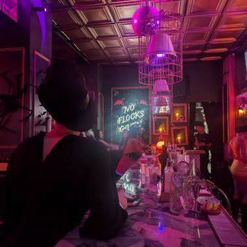 Tipsy Flamingo - Amazing Bar - Cocktail Bars Near Me - Miami, Florida Tipsy Flamingo - Amazing Bar - Cocktail Bars Near Me - Miami, Florida