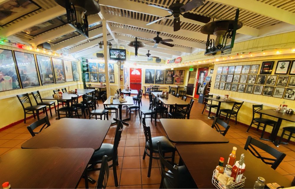Harbor House Cafe