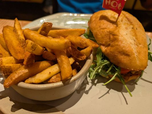 Nando's PERi-PERi by null