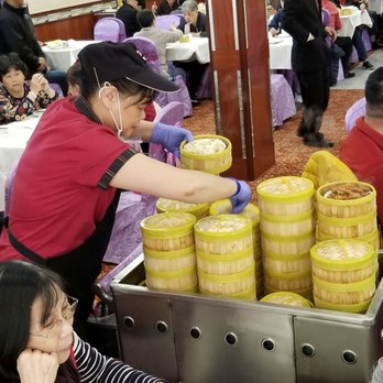 Golden Palace - Dim sum cart - Dim Sum Near Me - Brooklyn, New York