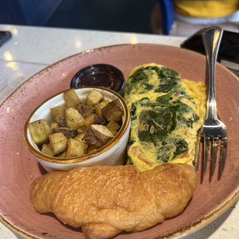 Just Brunch Breakfast Bar - Omelette - Breakfast & Brunch Near Me - Duluth, Georgia