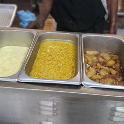 R & D Market and Deli - Lunch serving at 11:00AM