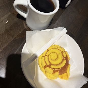 Mexli - Cafe de olla came with a concha!! - Mexican Near Me - Madison, Wisconsin Mexli - Cafe de olla came with a concha!! - Mexican Near Me - Madison, Wisconsin