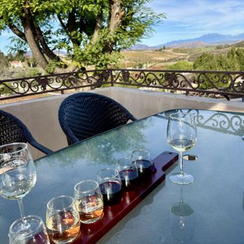 Churon Winery - Flight of wine - Wineries Near Me - Temecula, California