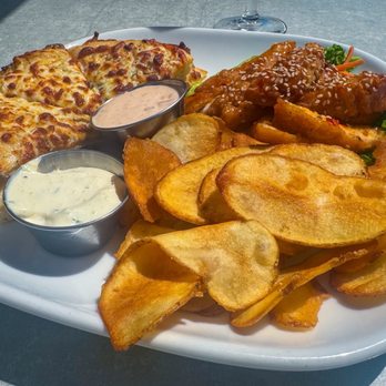 Boston Pizza - The Triple Play Platter - Pizza Near Me - Laval, Quebec