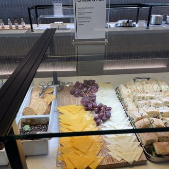 United Club Lounge - Cheese and Fruit - Airport Lounges Near Me - Denver, Colorado United Club Lounge - Cheese and Fruit - Airport Lounges Near Me - Denver, Colorado