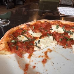 Brix Wine Bar - Margarita pizza