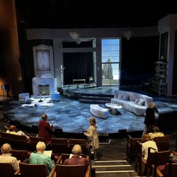Milwaukee Repertory Theater - Incredible staging
