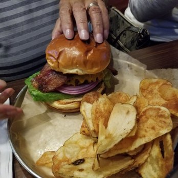 Burger Bar Chicago - Burgers Near Me - Chicago, Illinois