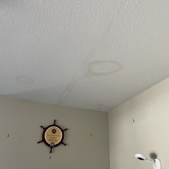 San Marcos Roofing - Stains on the bedroom ceiling. - Roofing Near Me - Vista, California San Marcos Roofing - Stains on the bedroom ceiling. - Roofing Near Me - Vista, California