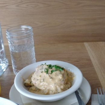 Sweet Chick - Biscuits and Gravy - Breakfast & Brunch Near Me - Brooklyn, New York Sweet Chick - Biscuits and Gravy - Breakfast & Brunch Near Me - Brooklyn, New York