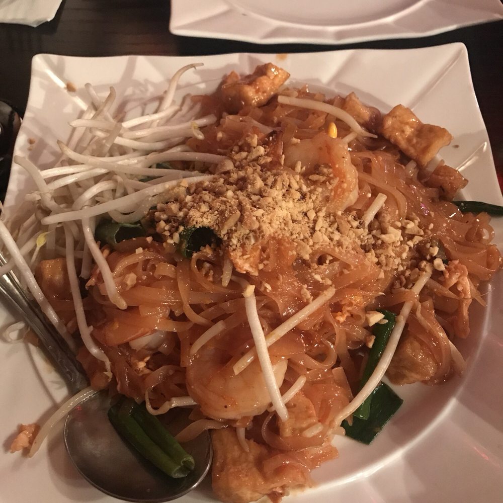Mai Thai 2 - Pad Thai with Prawn - Thai Near Me - Concord, California Mai Thai 2 - Pad Thai with Prawn - Thai Near Me - Concord, California