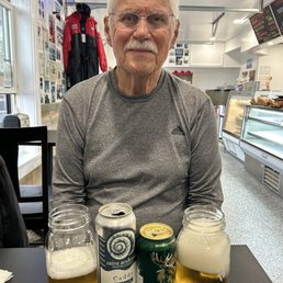St Andrews's Caddy beer. St Andrews's Caddy beer.