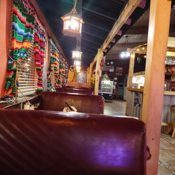 Casa Lemus Restaurant - the interior of the restaurant - American Near Me - Raton, New Mexico