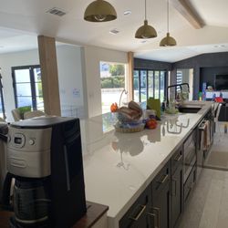 Simply Cleaning Pro - Spotless and sparkling! Another kitchen deep cleaned to perfection by Simply Cleaning Pro.