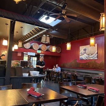 Sushi Tri - Inside - Sushi Bars Near Me - Novato, California Sushi Tri - Inside - Sushi Bars Near Me - Novato, California