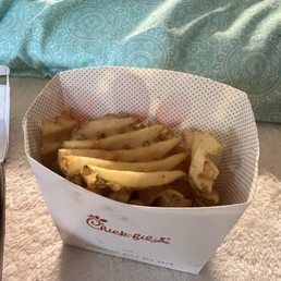 Medium size waffle fries were small size