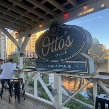 Otto’s Ice House - Bars Near Me - San Antonio, Texas