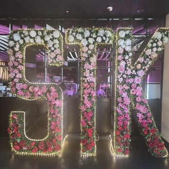 STK Steakhouse - When you walk in - Steakhouses Near Me - Orlando, Florida