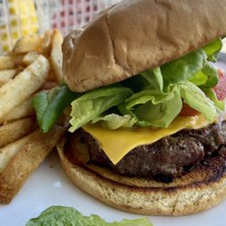 The Perfect Spot Restaurant and Bar - Cheeseburger and fries
