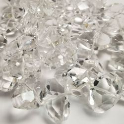Feng's Trading - Amazing rock crystal