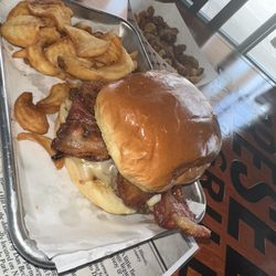Breese Bar & Grill
