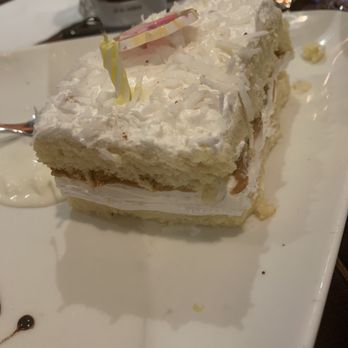 Noches de Colombia - Tres leches - Colombian Near Me - Elizabeth, New Jersey