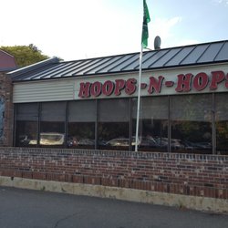 Hoops and Hops - Restaurant Frontage