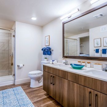 Larkspur at Shadow Creek - Apartments Near Me - Pearland, Texas Larkspur at Shadow Creek - Apartments Near Me - Pearland, Texas