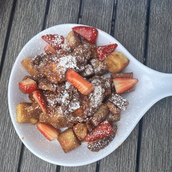 Ruby Sunshine Charleston Downtown - Sweet Heat Chicken & French Toast Bites - Breakfast & Brunch Near Me - Charleston, South Carolina Ruby Sunshine Charleston Downtown - Sweet Heat Chicken & French Toast Bites - Breakfast & Brunch Near Me - Charleston, South Carolina